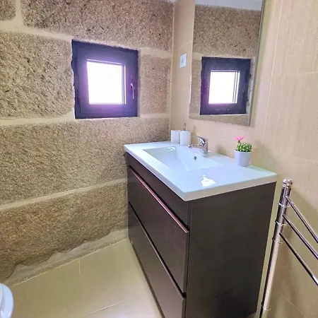 Casa Do Carvalhal Ermida (Ponte da Barca)