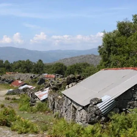 Casa Do Carvalhal Vakantiehuis Ermida (Ponte da Barca)