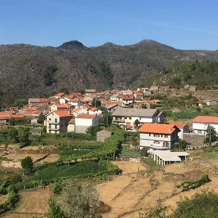 Vakantiehuis Casa Do Carvalhal Ermida (Ponte da Barca)