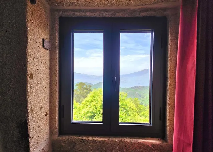 Casa Do Carvalhal 펜션 Ermida (Ponte da Barca)