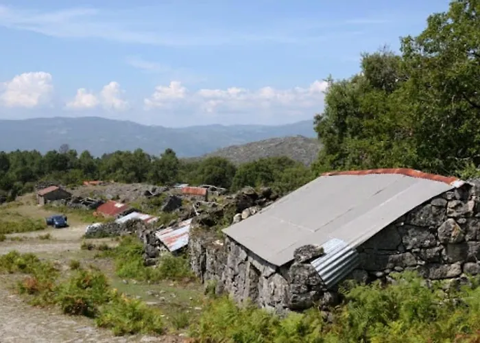 Casa Do Carvalhal 펜션 Ermida (Ponte da Barca)