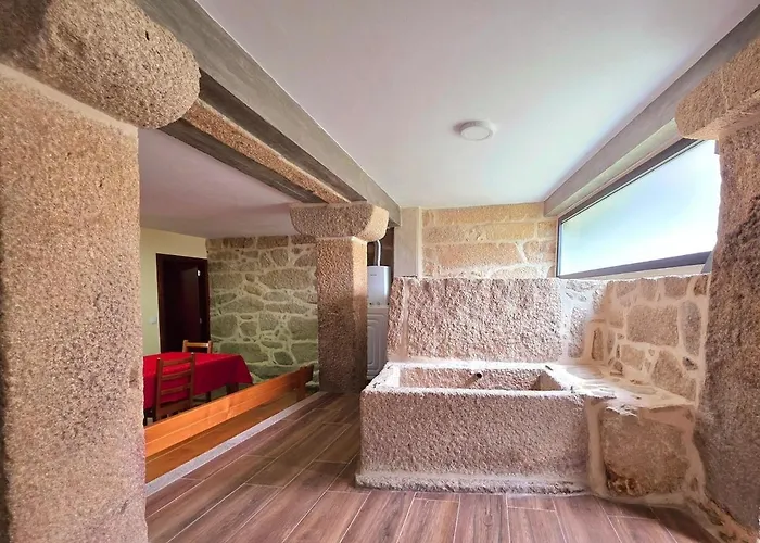 Casa Do Carvalhal 펜션 Ermida (Ponte da Barca)